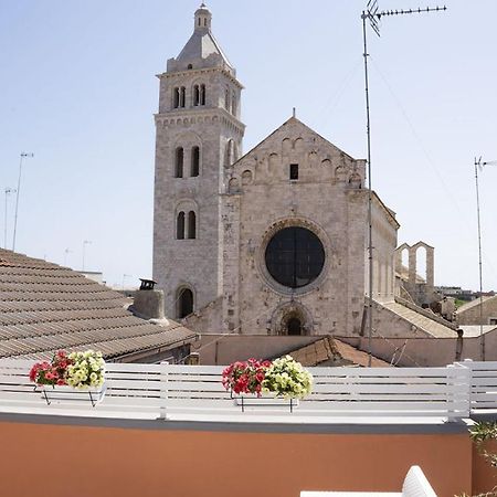 Duomo Guest House บาร์เลตตา ภายนอก รูปภาพ