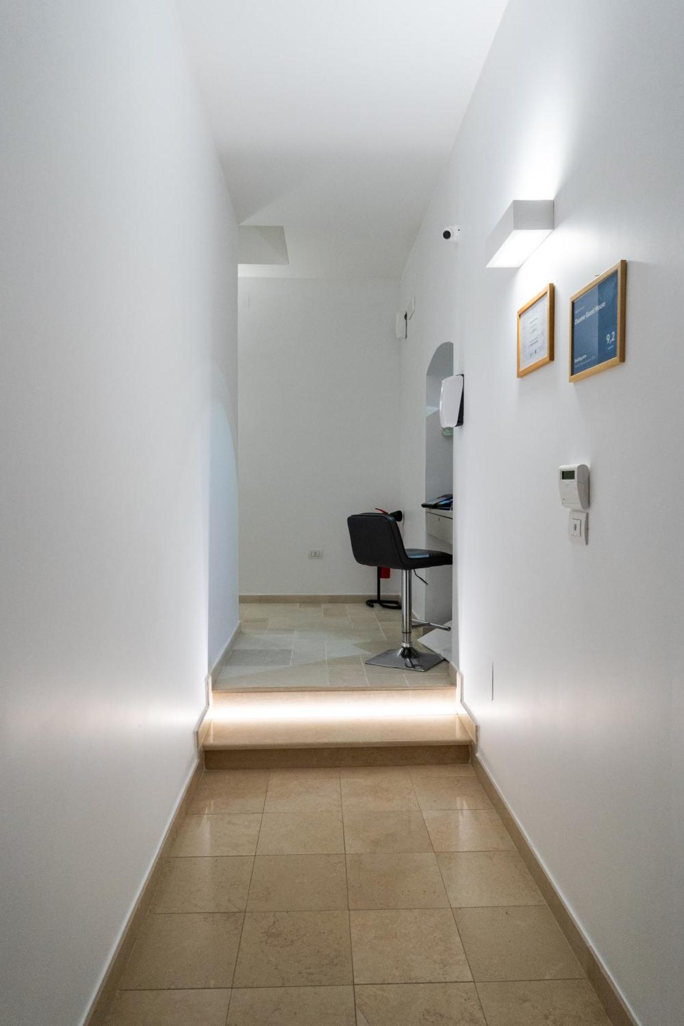 Duomo Guest House บาร์เลตตา ภายนอก รูปภาพ