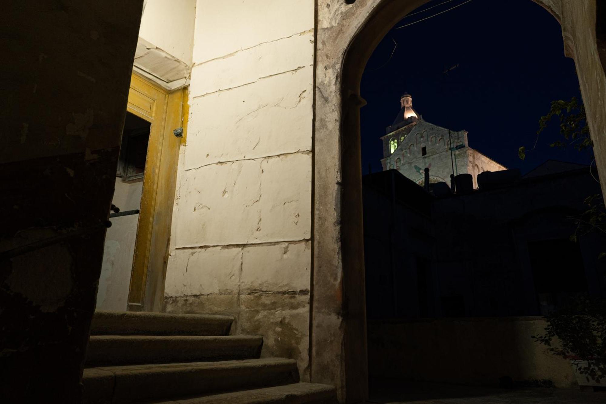 Duomo Guest House บาร์เลตตา ภายนอก รูปภาพ