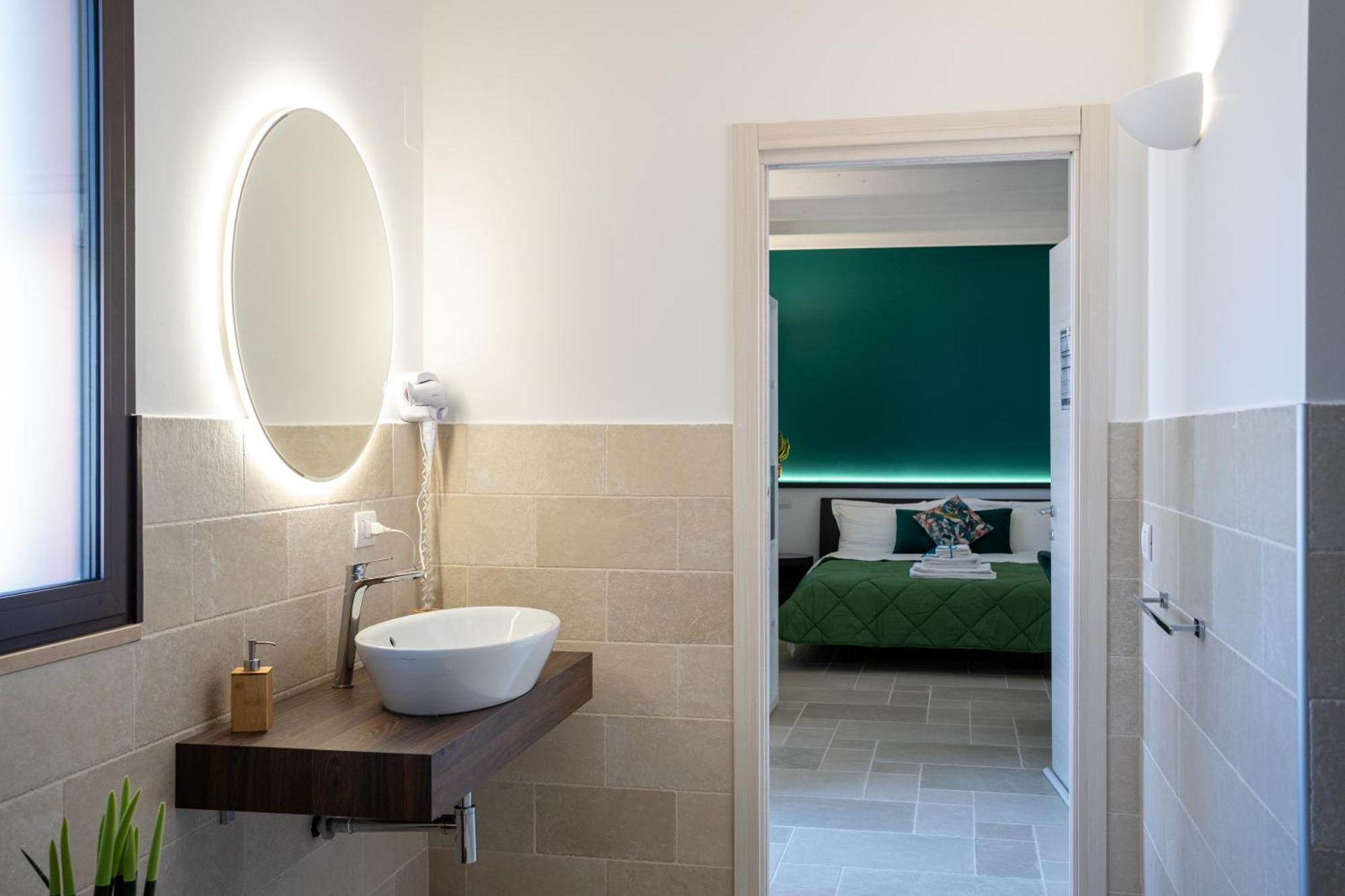 Duomo Guest House บาร์เลตตา ภายนอก รูปภาพ