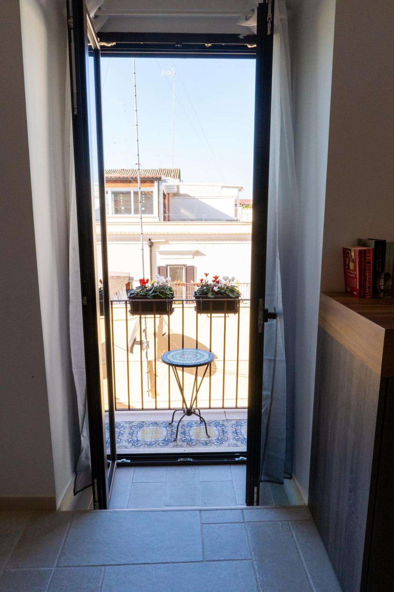 Duomo Guest House บาร์เลตตา ภายนอก รูปภาพ