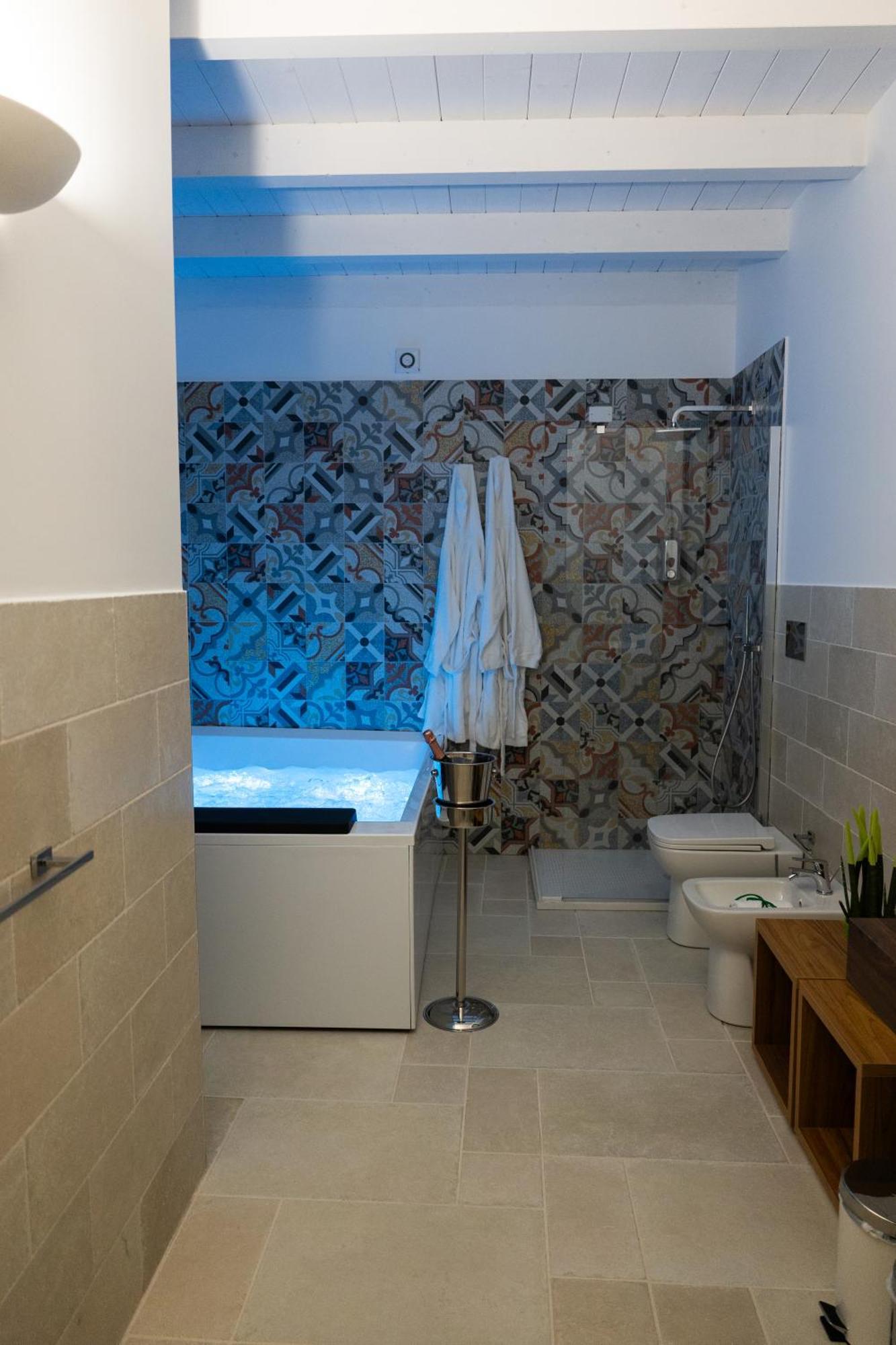 Duomo Guest House บาร์เลตตา ห้อง รูปภาพ