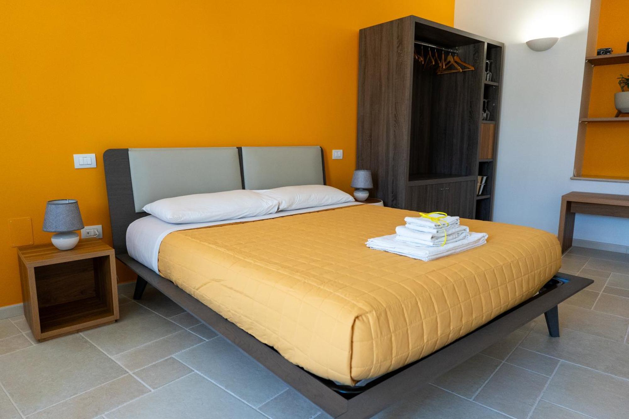 Duomo Guest House บาร์เลตตา ห้อง รูปภาพ